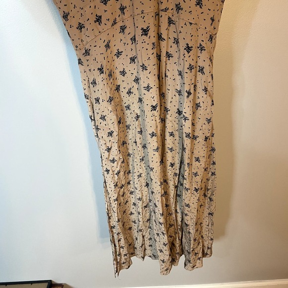 ASTR The Label Dolman Sleeve Button Down Floral Midi Dress SZ Small | Beige - Picture 15 of 15